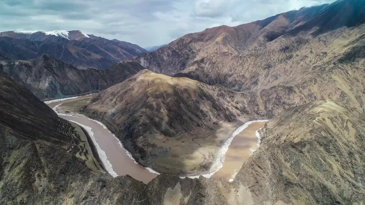 青海玉树通天河风光视频素材