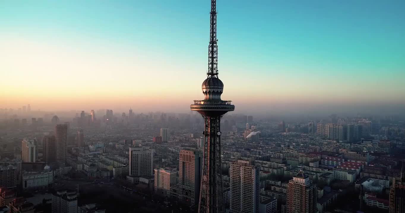 4K，哈尔滨，龙塔，钢塔，电视塔，日落，夕阳，城市，航拍视频素材