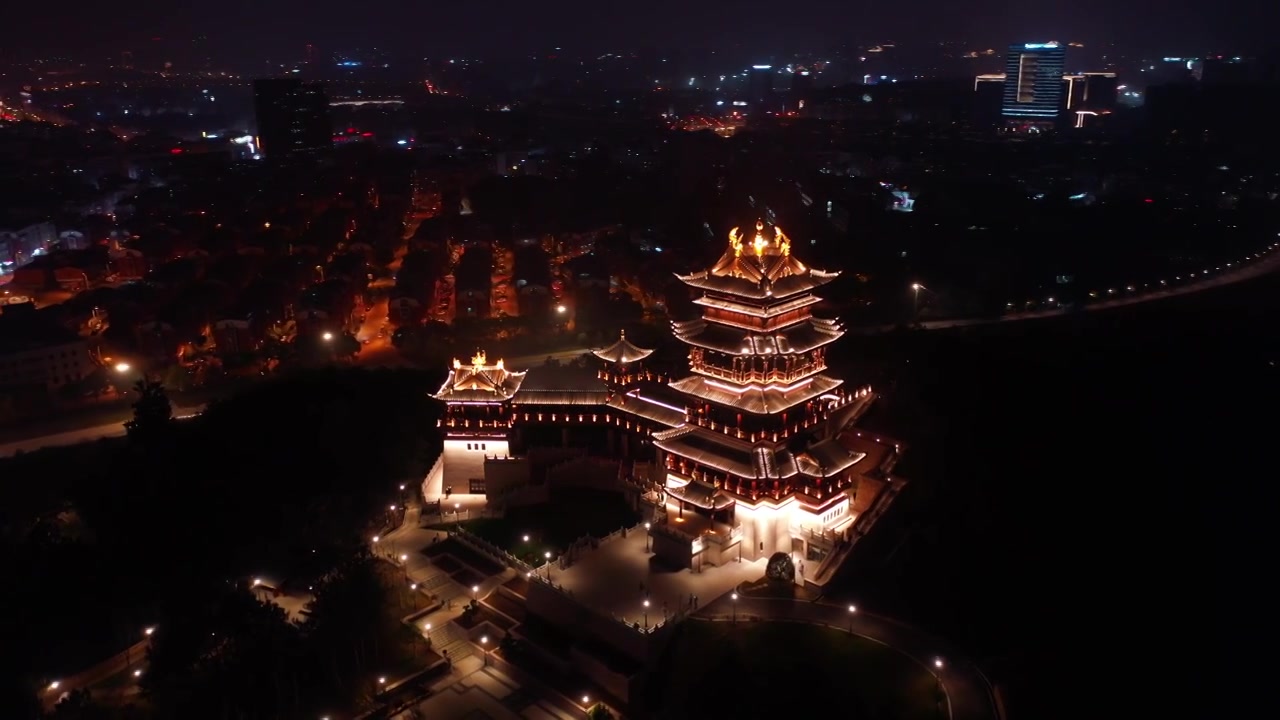 义乌市鸡鸣阁航拍夜景13视频素材画面2