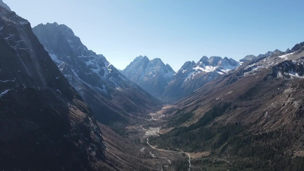 四姑娘山双桥沟航拍风光视频素材