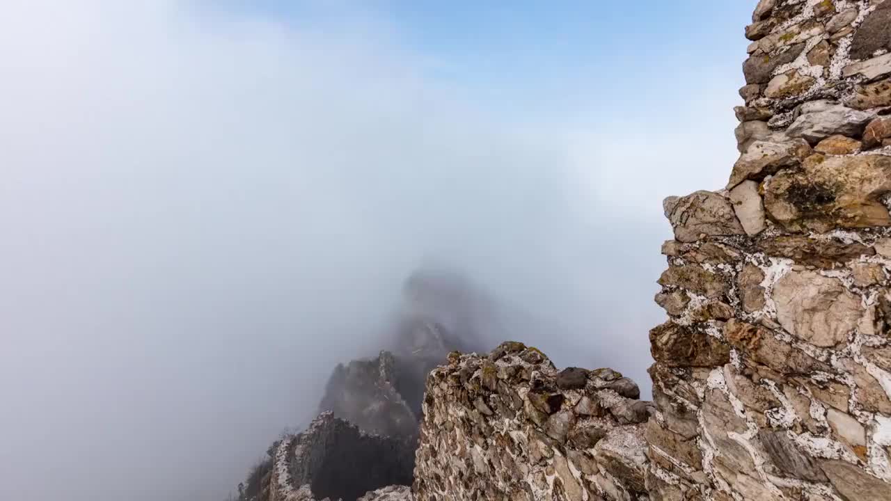 北京明长城蓝天白云云海延时摄影视频素材