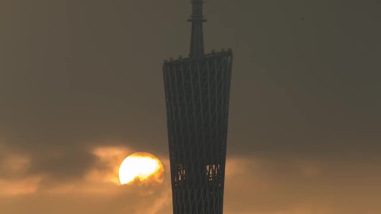 日升广州塔广州塔悬日4K延时视频素材