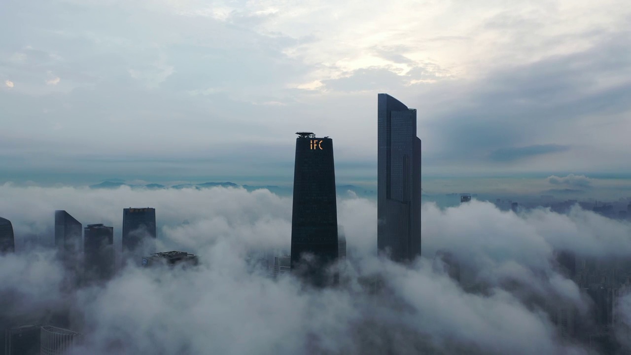 雨后的东塔西塔视频素材