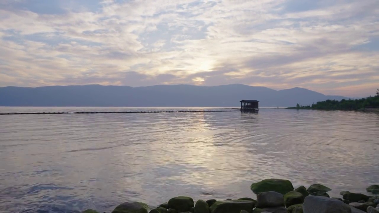 大理洱海的日出美景视频素材