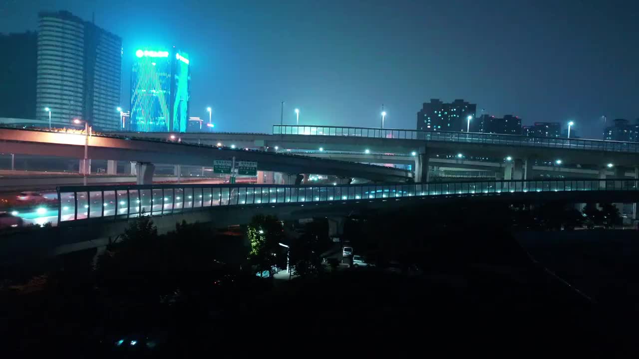 航拍郑州城市夜景 中州大道立交桥视频素材