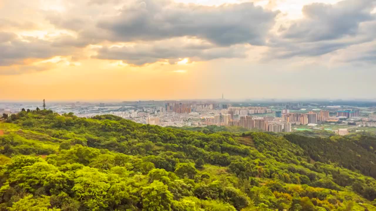 龙泉山鸟瞰成都 日落视频素材