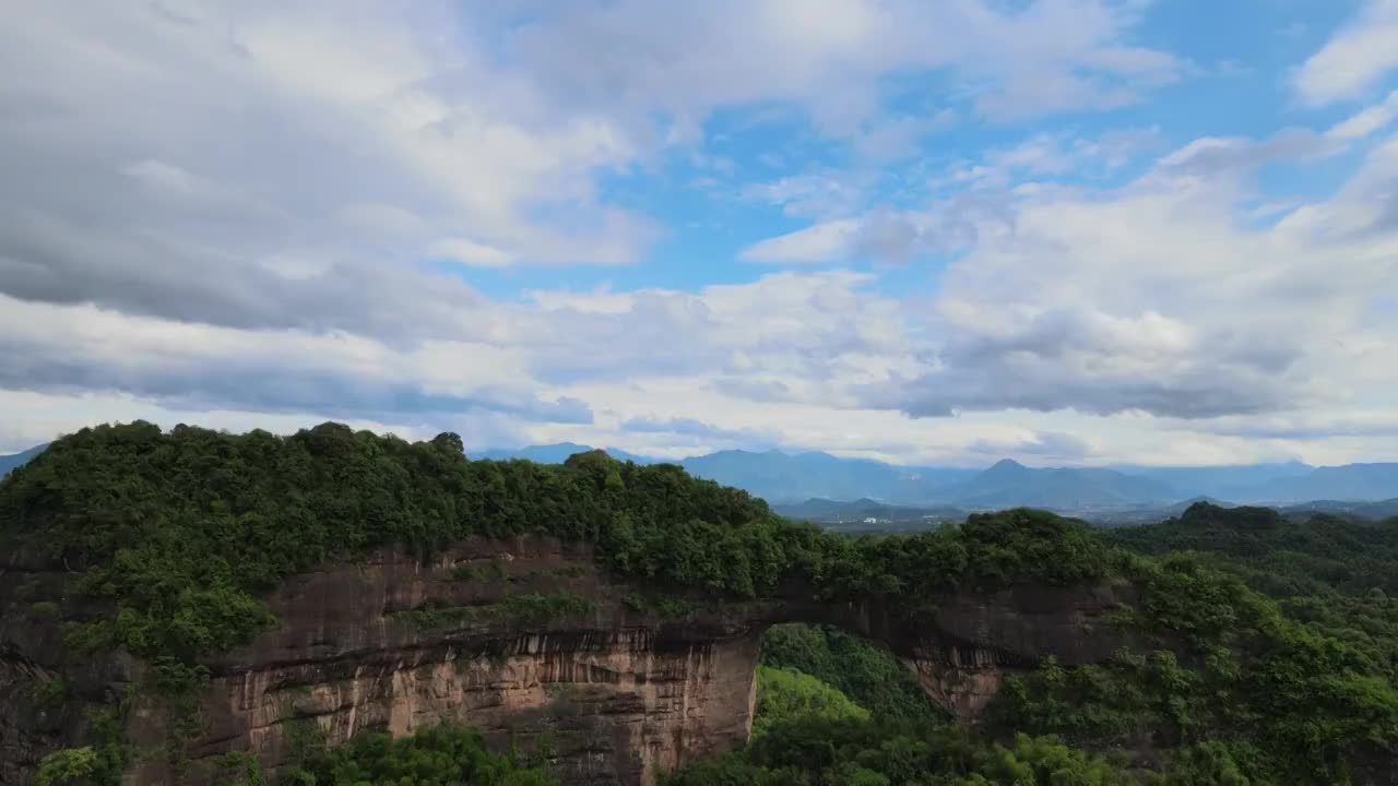 航拍穿坦视频素材