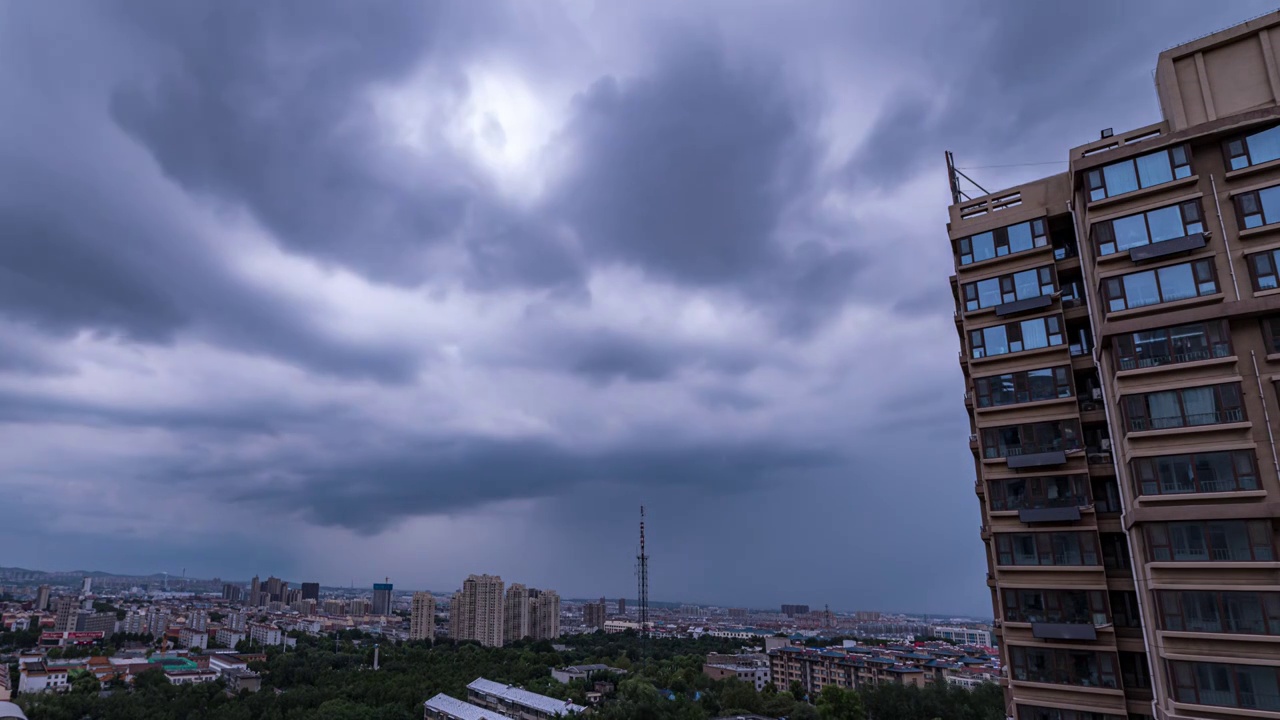 山东淄博淄川强对流天气积雨云内透 8K422/10bit延时视频素材