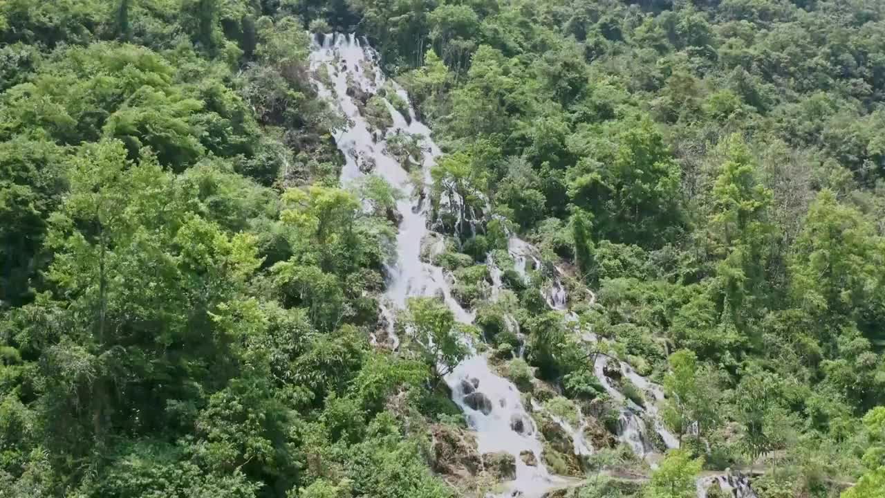 贵州黔南荔波樟江大小七孔景区卧龙潭瀑布 4K航拍视频视频素材