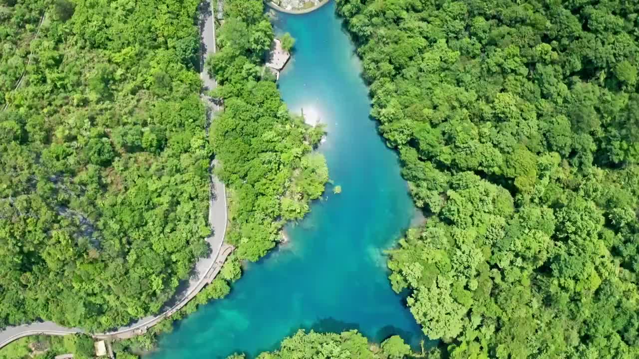 贵州黔南荔波樟江大小七孔景区蓝色湖泊 4K航拍视频视频素材