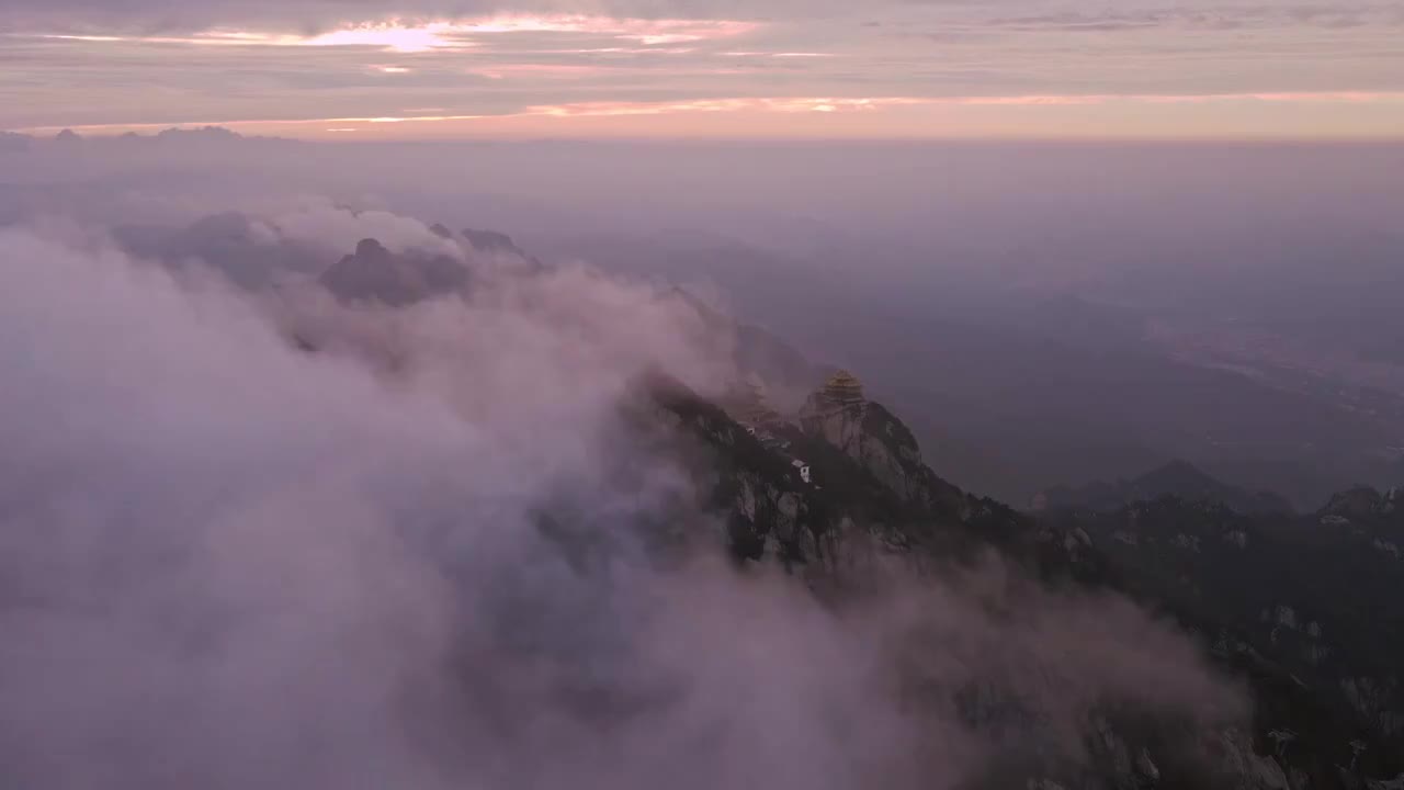 河南洛阳栾川老君山夕阳日落晚霞云海 4K航拍视频视频素材