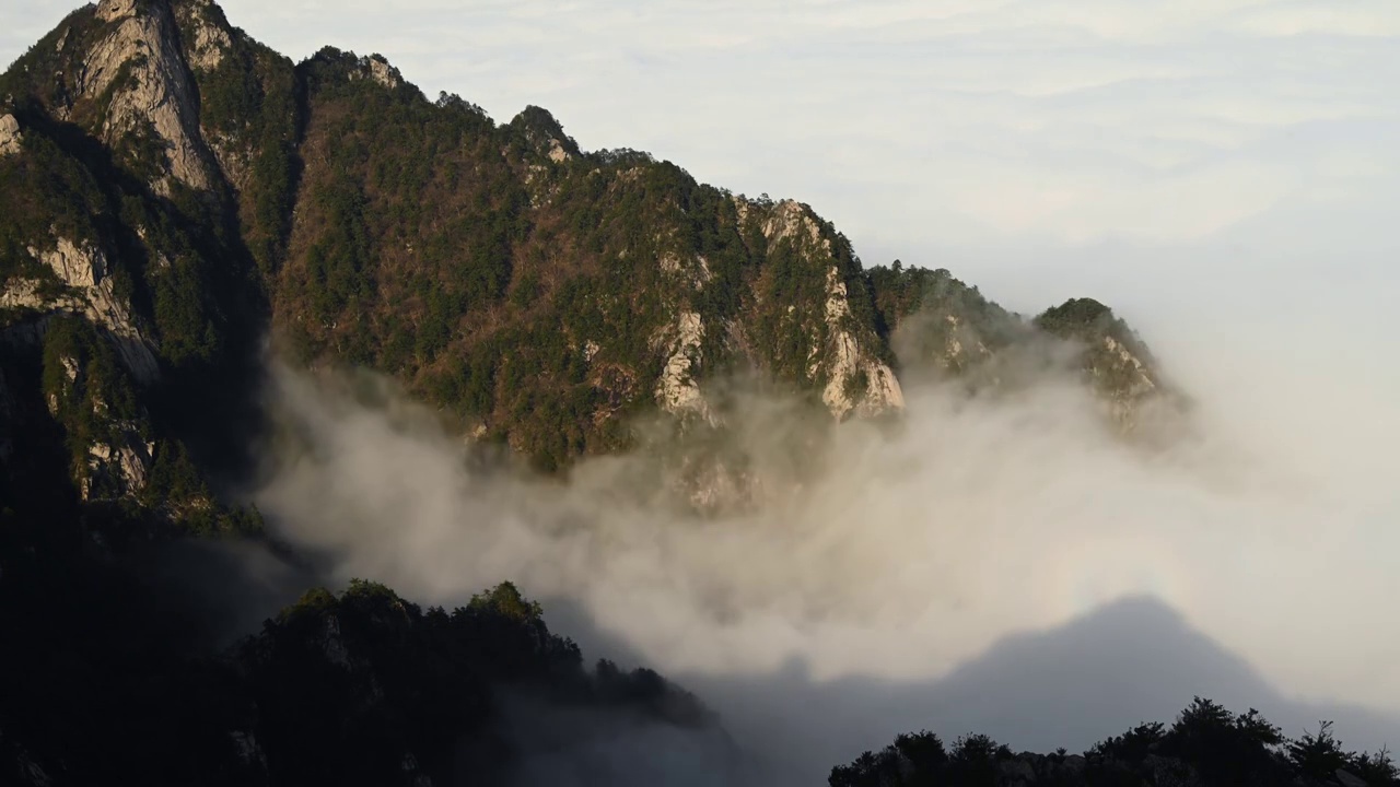 洛阳白云山佛光云海延时视频素材