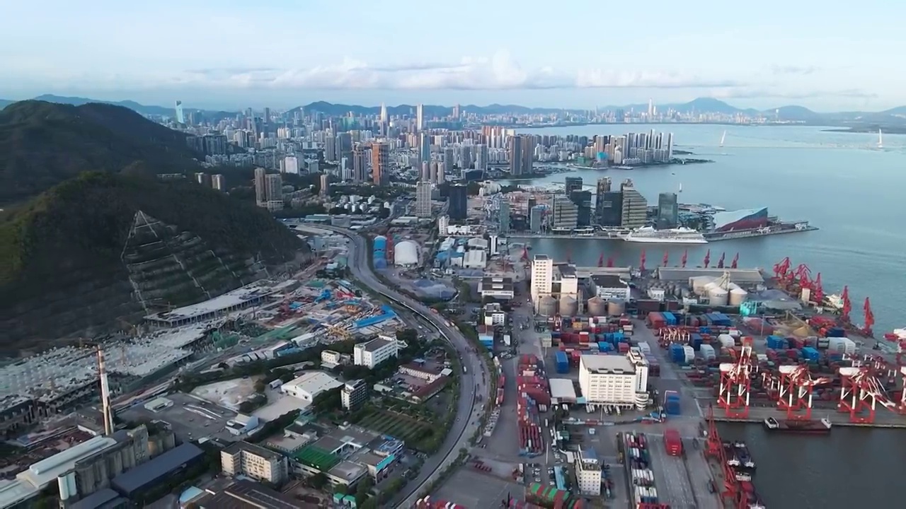 深圳南山蛇口全景航拍视频素材画面3
