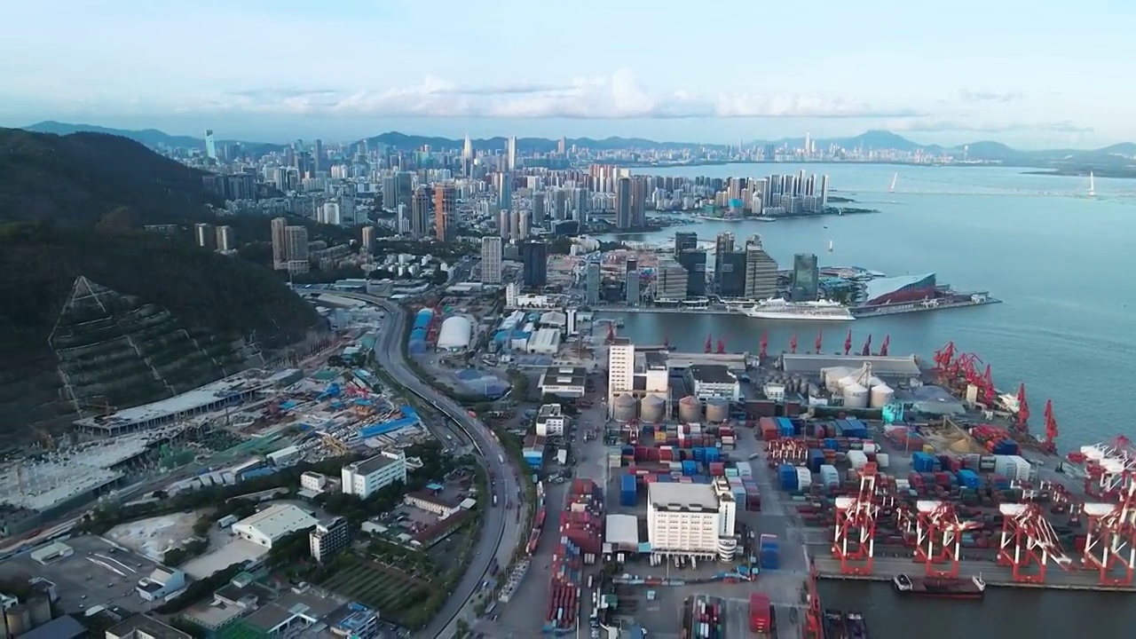 深圳南山蛇口全景航拍视频素材画面4