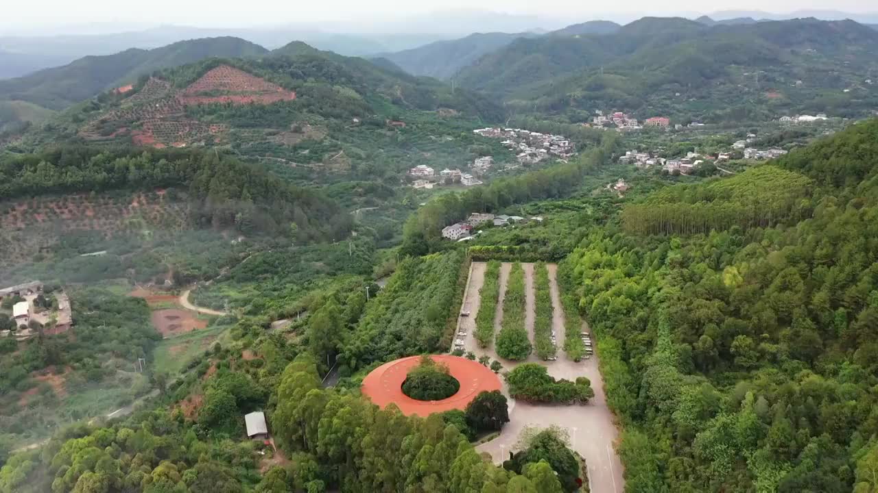 广东省梅州市梅县区雁南飞茶田景区航拍视频素材