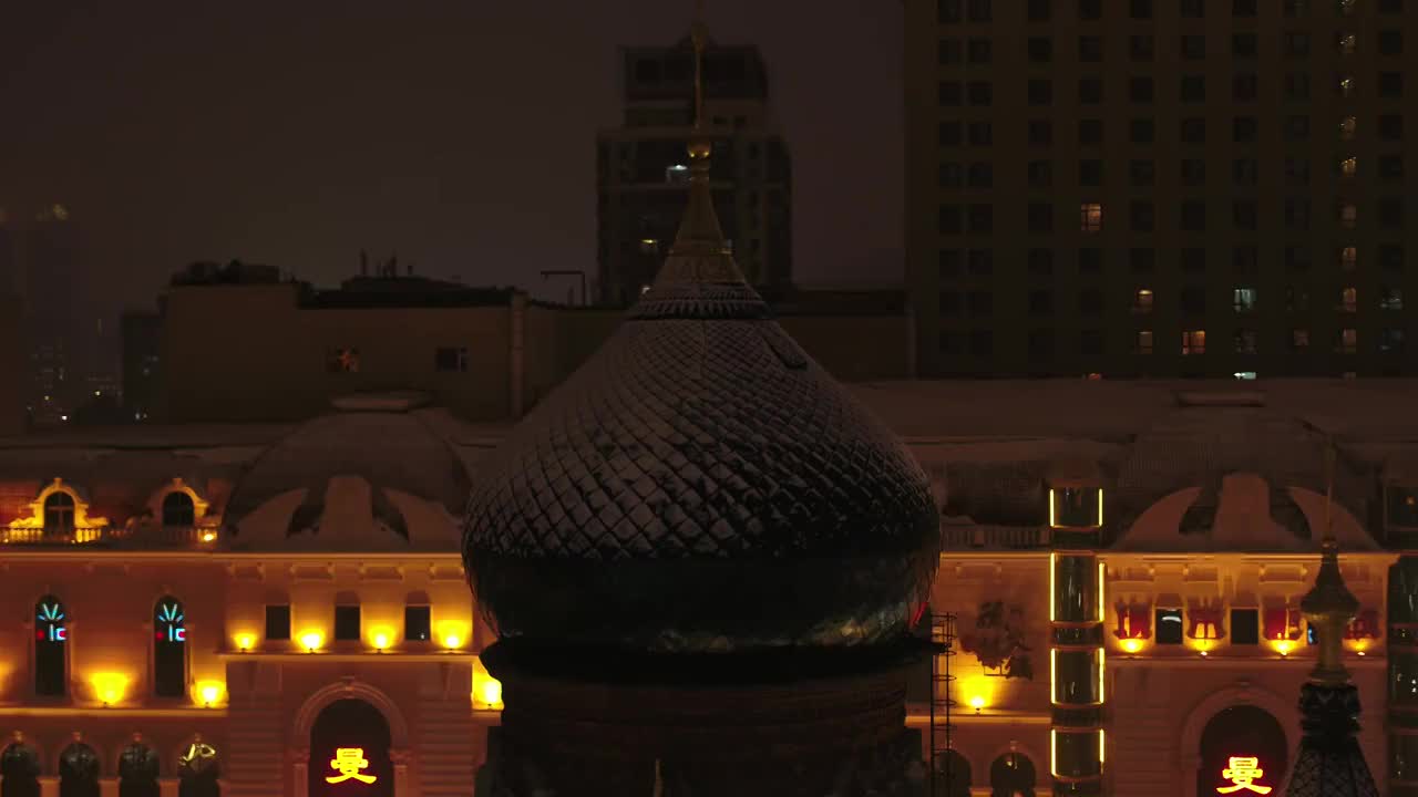 4K哈尔滨索菲亚教堂雪中航拍视频素材