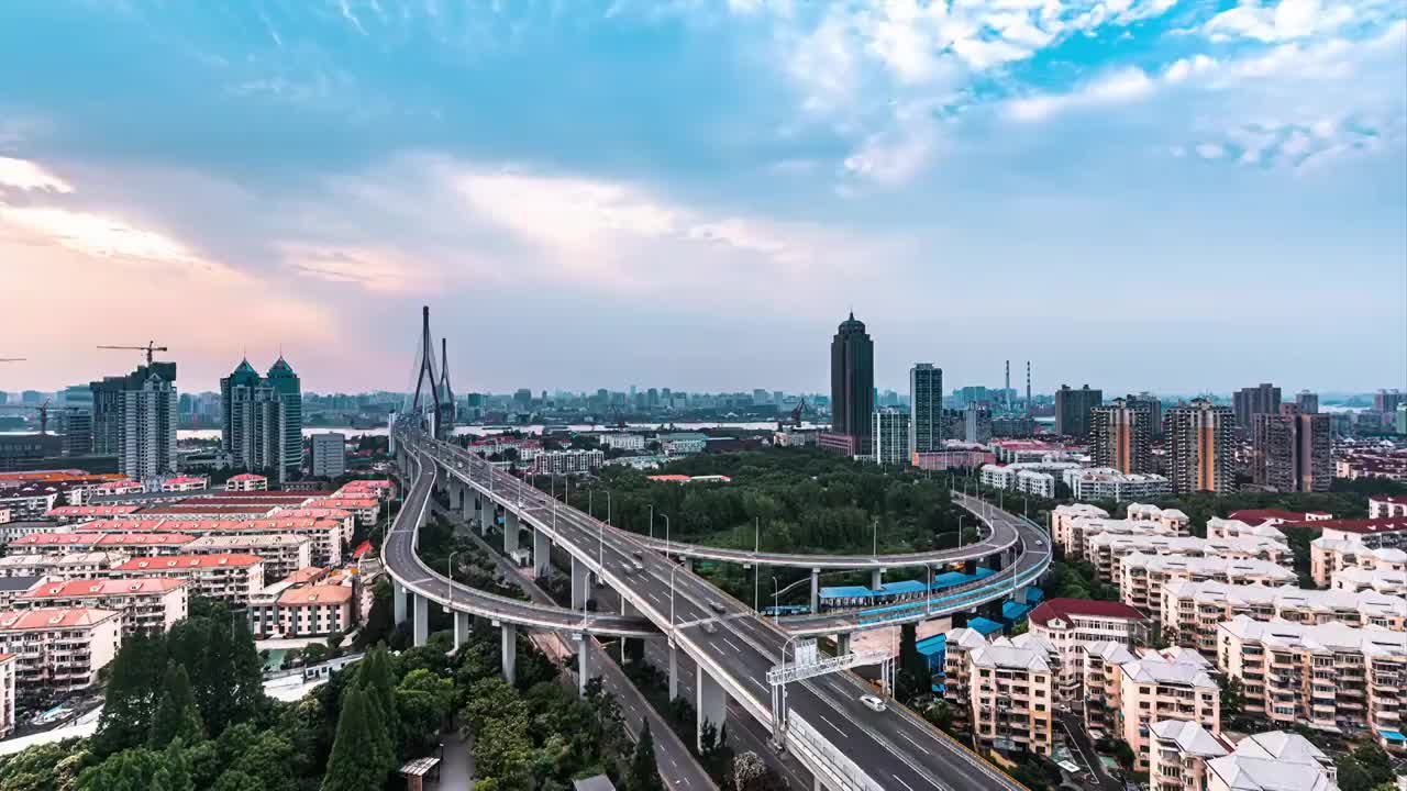 杨浦大桥日转夜视频素材