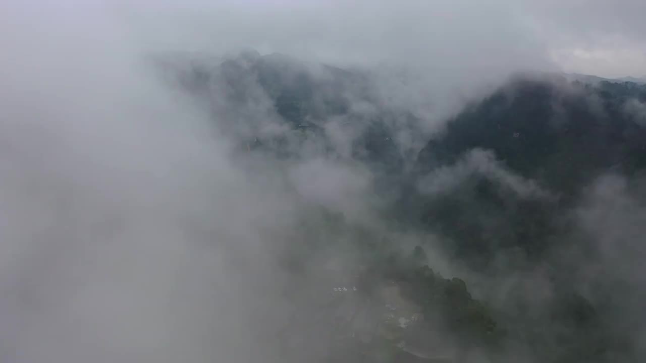 烟雨十八洞村（二）视频素材