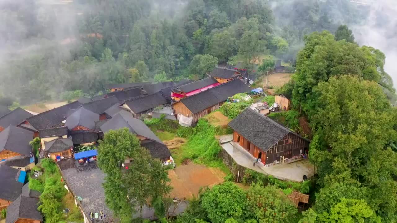 烟雨十八洞村（四）视频素材