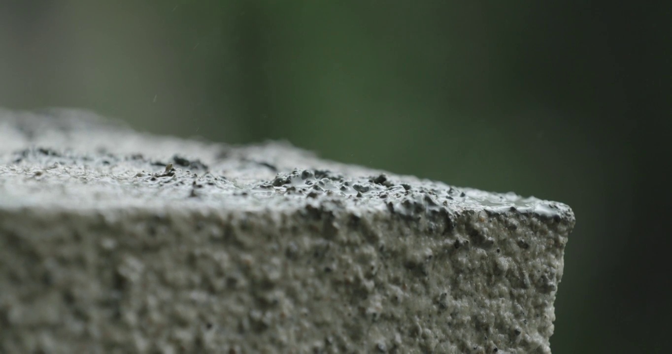 雨滴慢动作视频素材