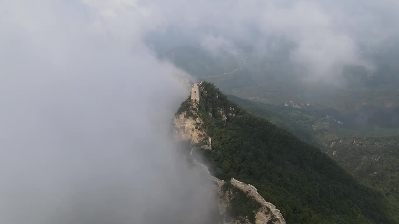 司马台长城仙女楼 云海航拍视频素材