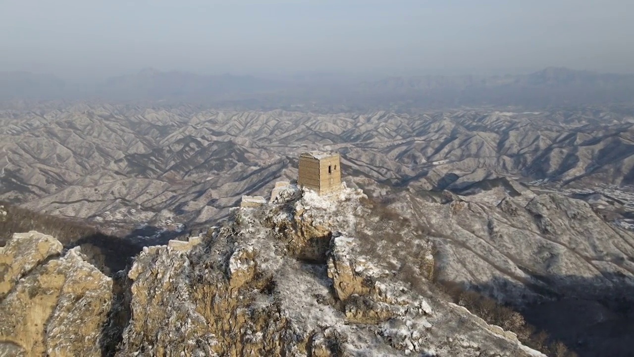 司马台长城著名望京楼雪景视频素材