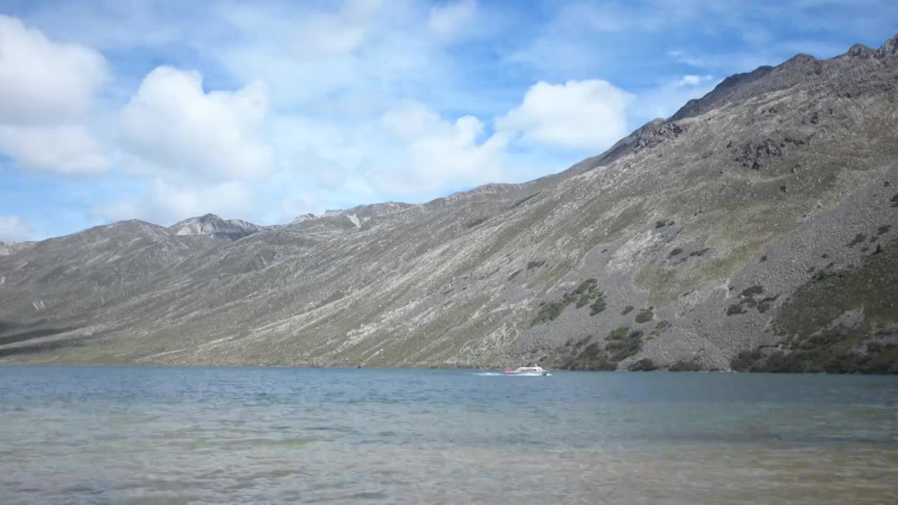 康定市木格措风景区湖面视频素材