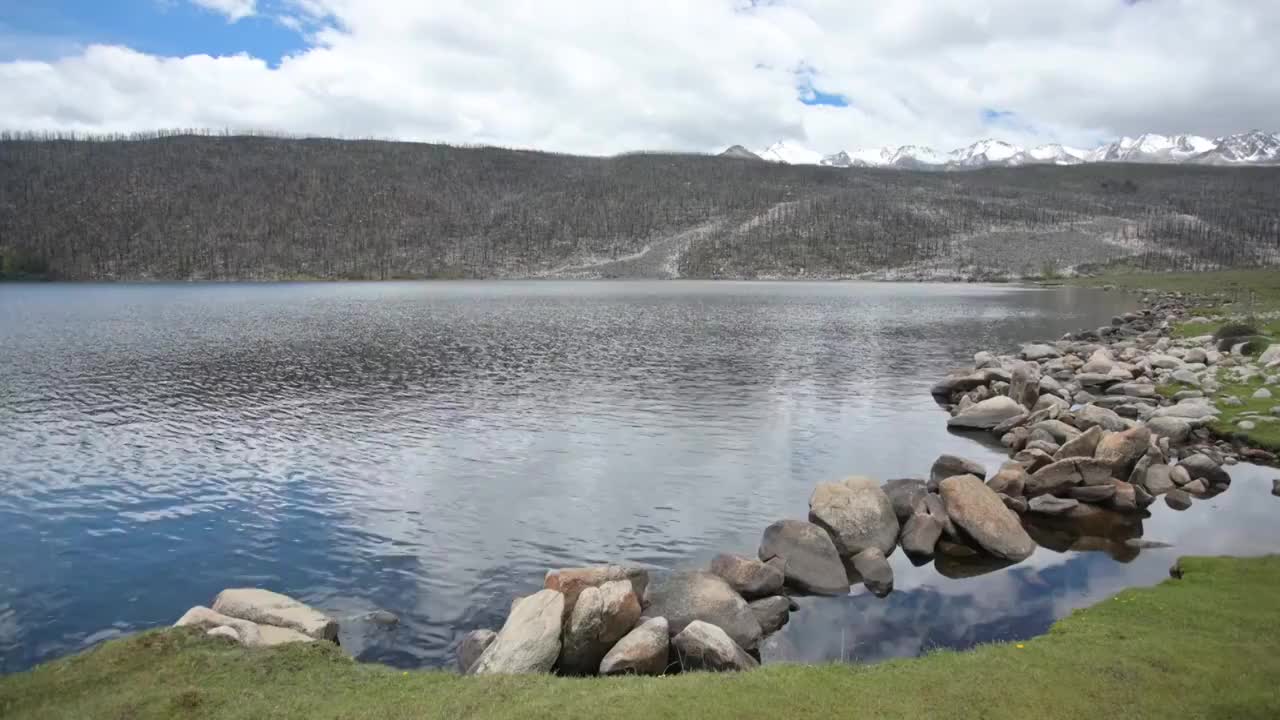 康定市木格措风景区湖面视频素材