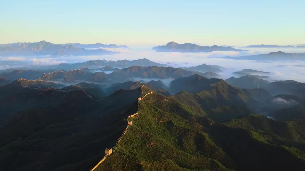 长城云海大景观航拍视频素材