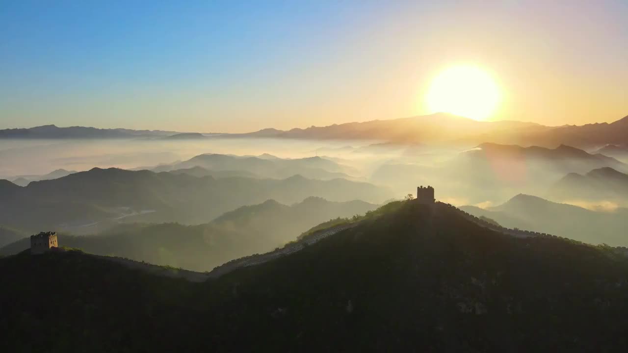 长城日出山间云雾视频素材