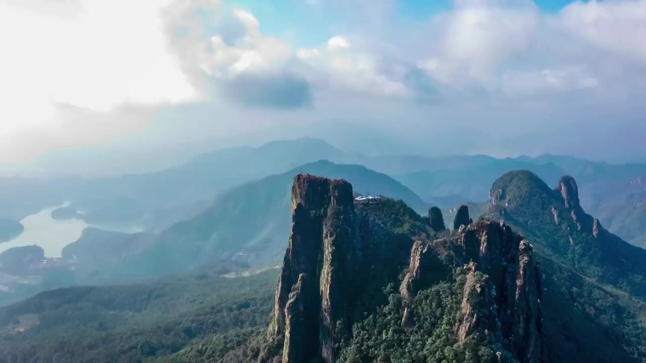 金华浦江仙华山风景名胜区自然风光4K延时航拍视频素材