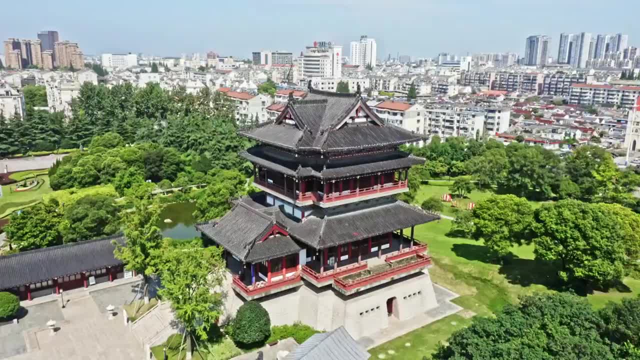 江苏泰州望海楼白天视频素材