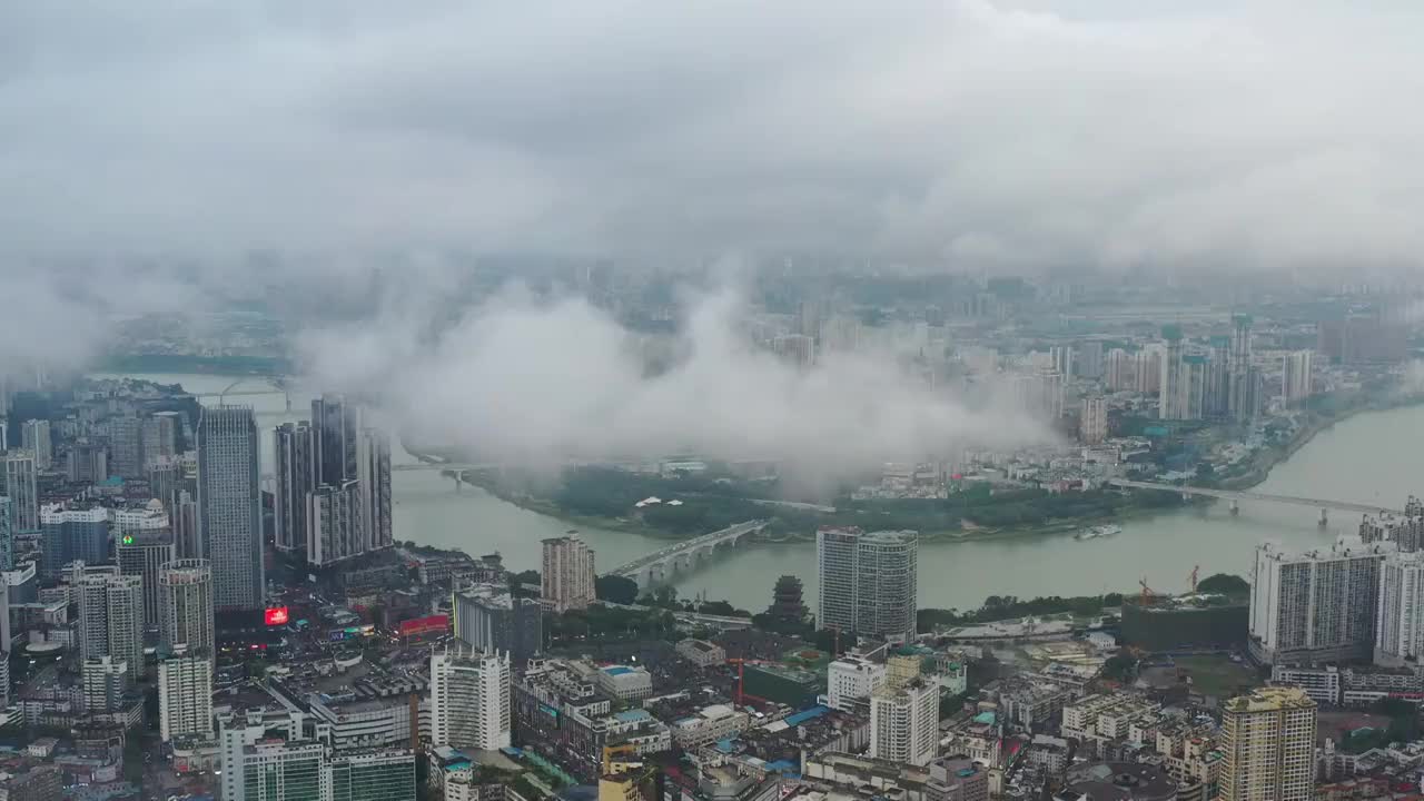 广西壮族自治区南宁市阴天航拍风光视频素材