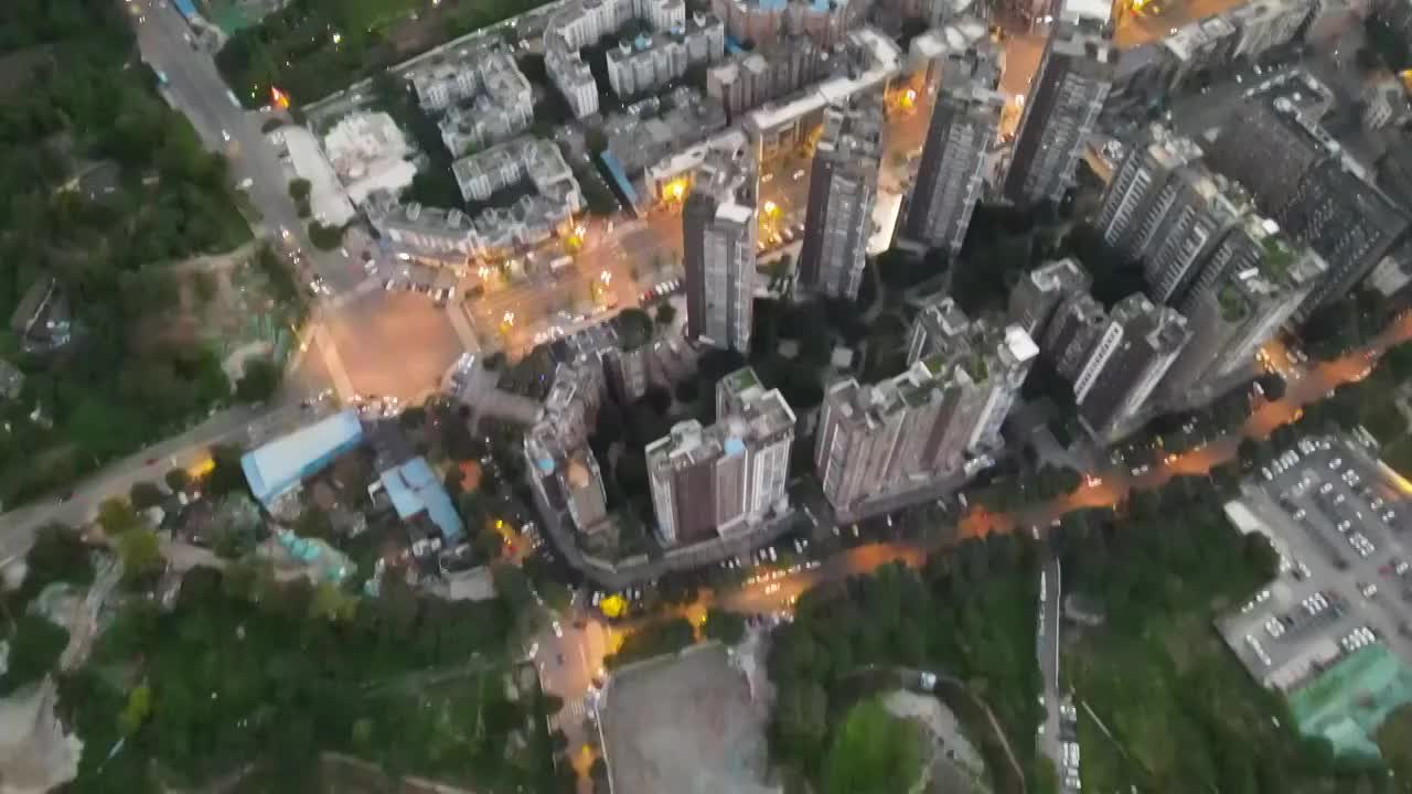 成都市龙泉驿区夜晚市区城市主干道航拍夜景建筑视频素材