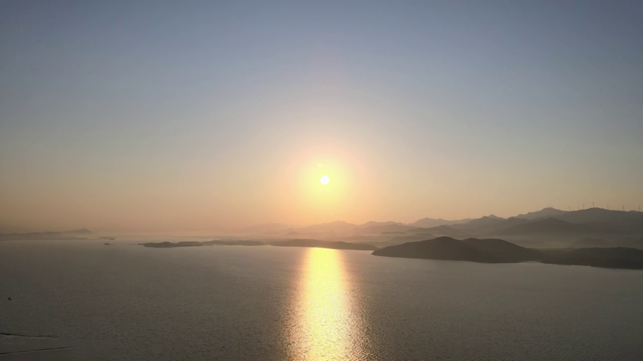 日出，稻田视频素材