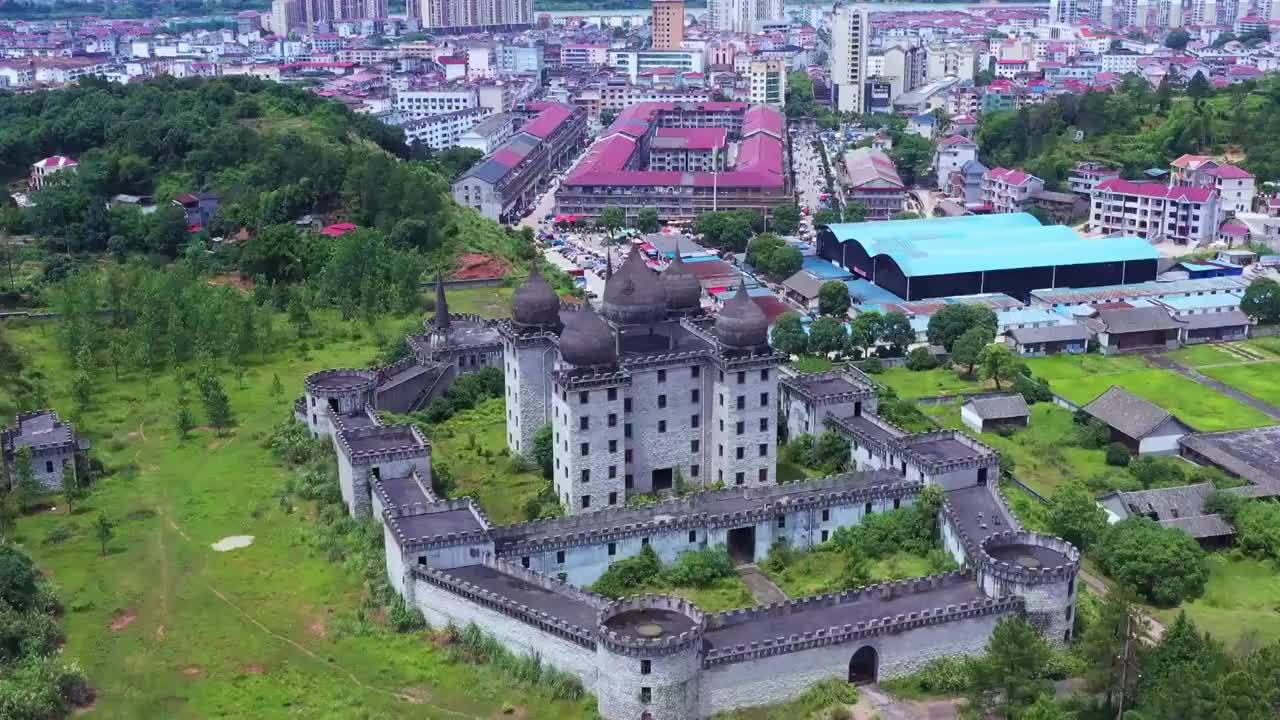 航拍江西万安影视城风景区视频素材