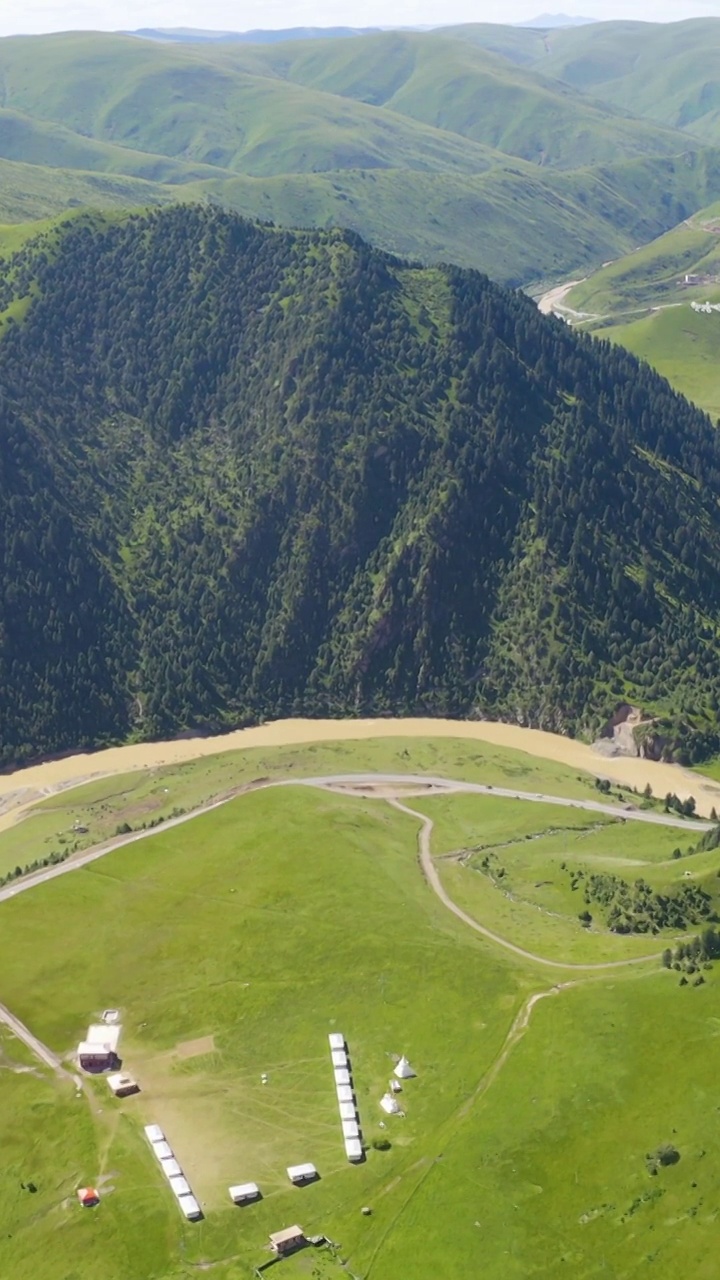 航拍四川川西高原自然风光视频素材