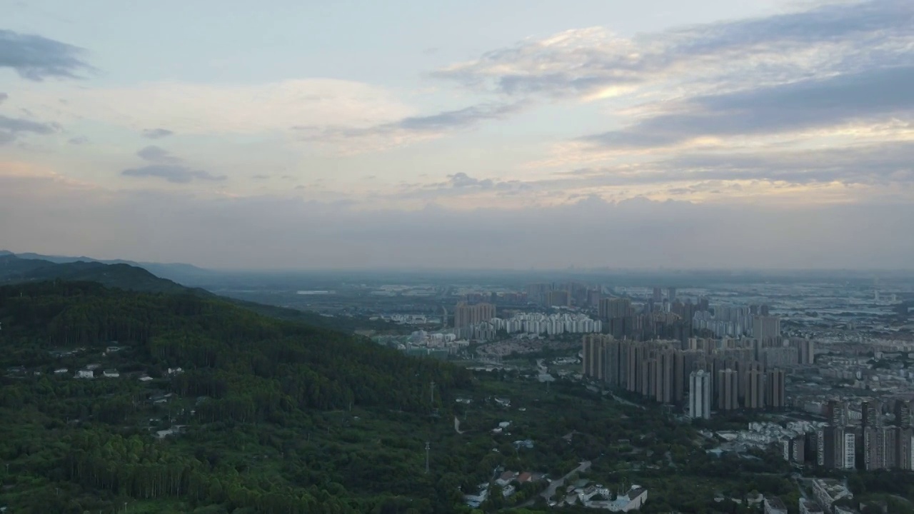 成都市龙泉驿区龙泉山著名景点航拍视频素材