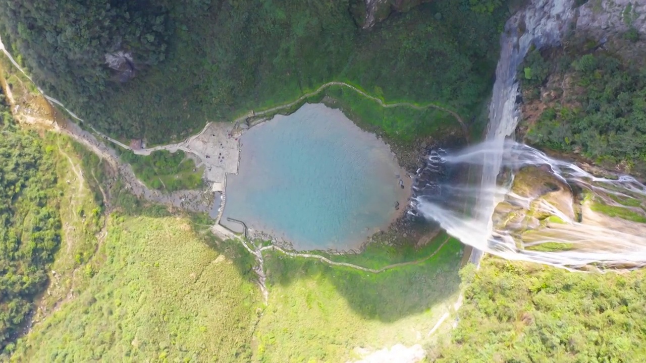 航拍湖南湘西矮寨德夯景区流纱瀑布视频素材