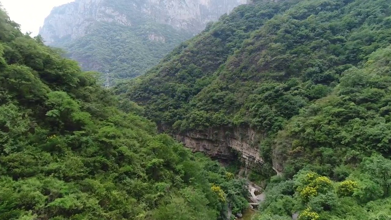 峡谷红石峡溪流视频素材