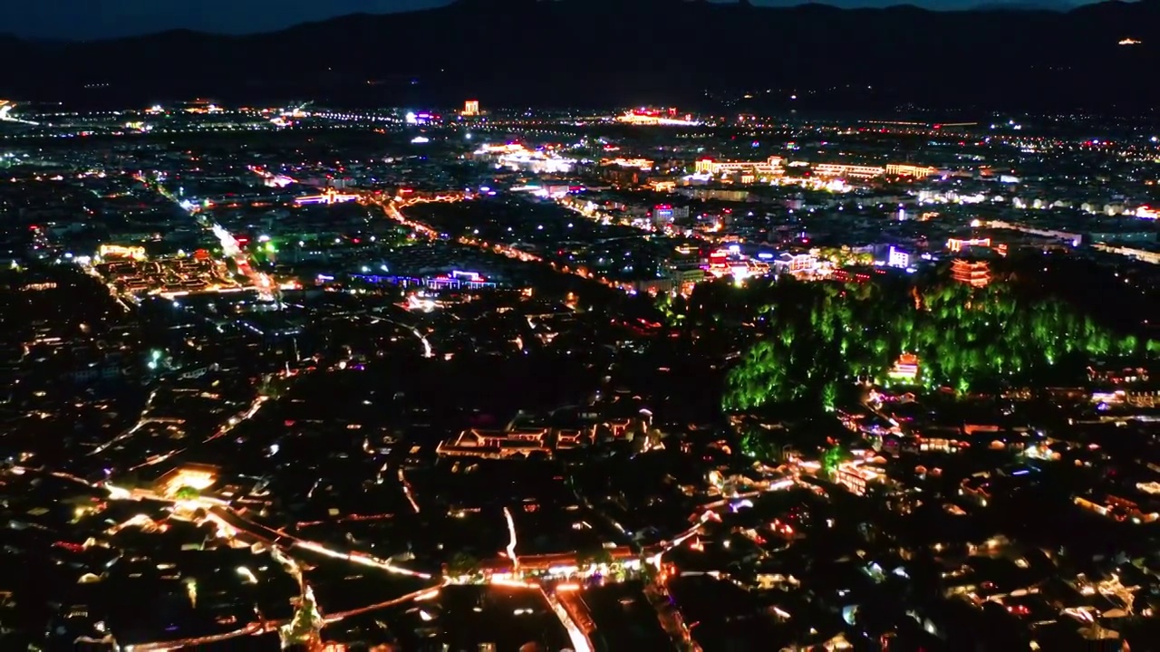 航拍云南丽江古城夜景风光视频素材