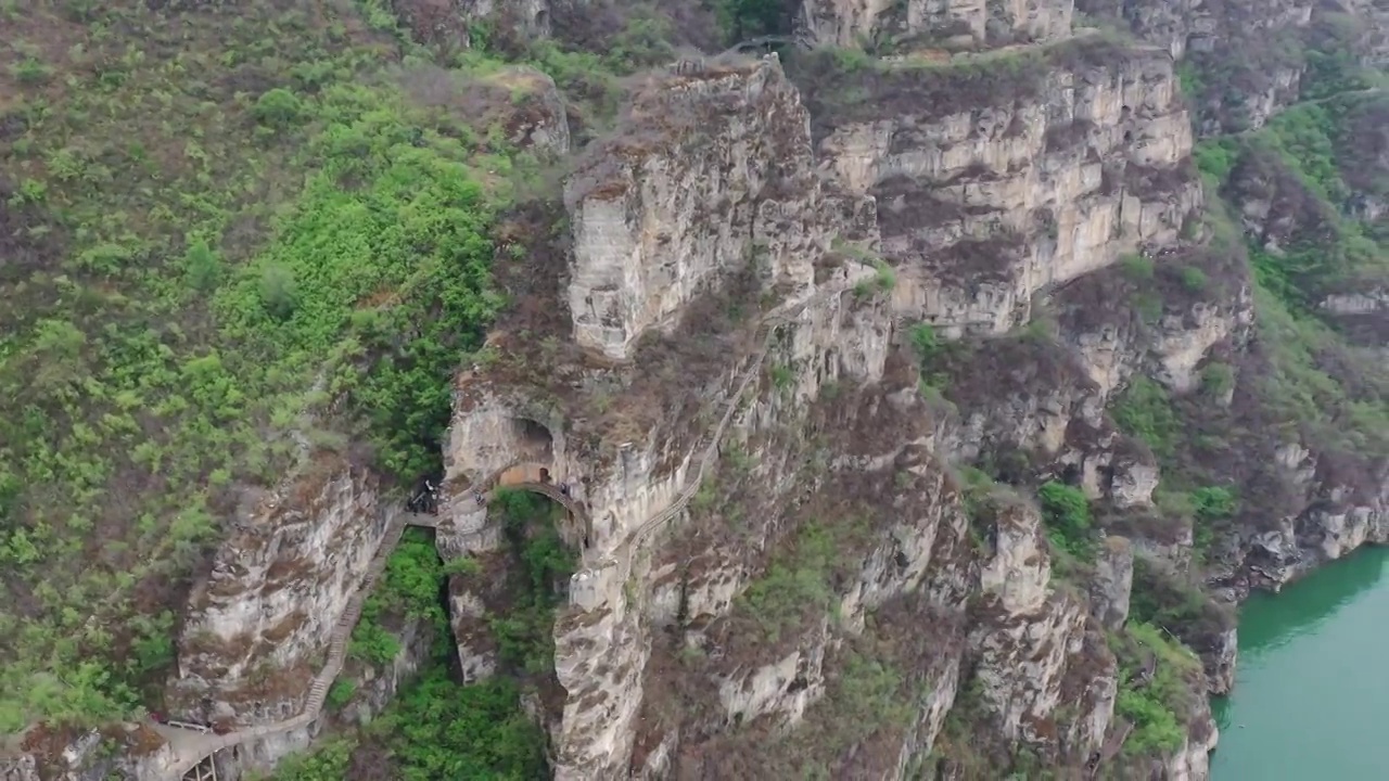 航拍河北保定易水湖胡泊自然风光穿云海日落晚霞视频素材