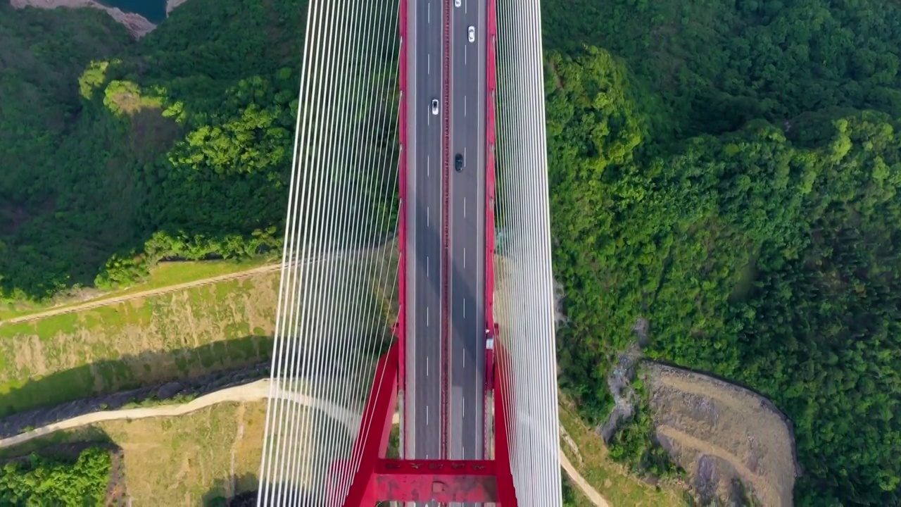 贵州省贵黔高速公路鸭池河大桥视频素材