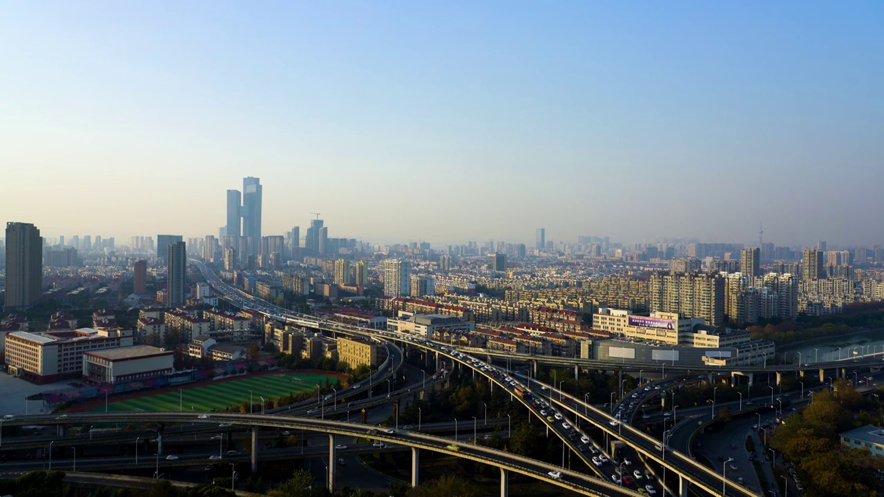 中国江苏南京赛虹桥和城市天际线风光视频素材