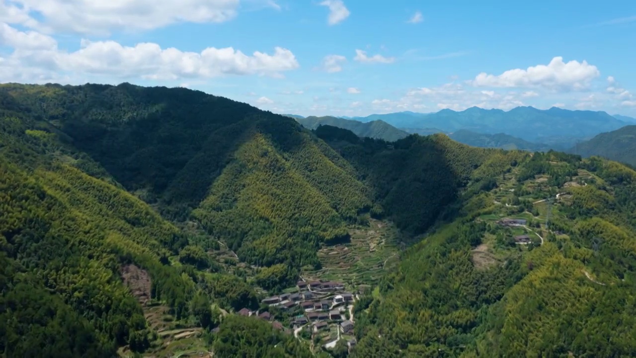 丽水景宁大均李宝村延时航拍视频素材