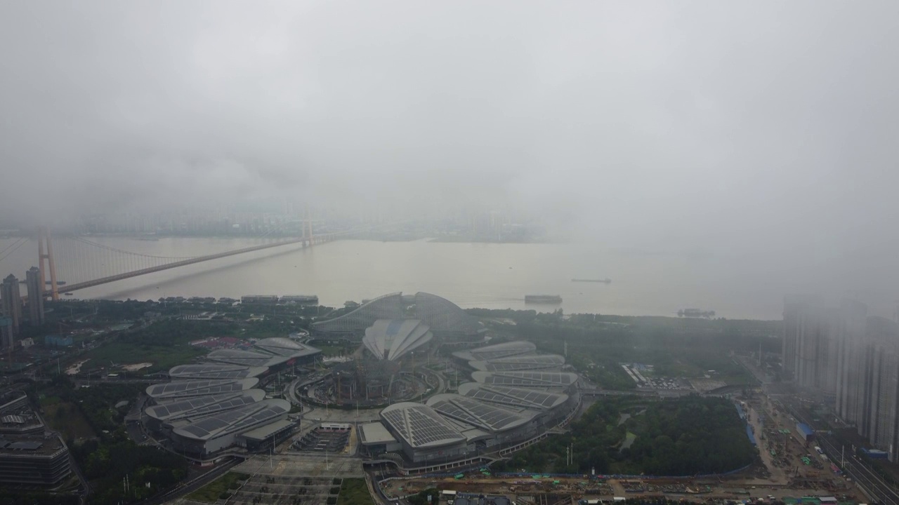 烟雨武汉长江视频素材