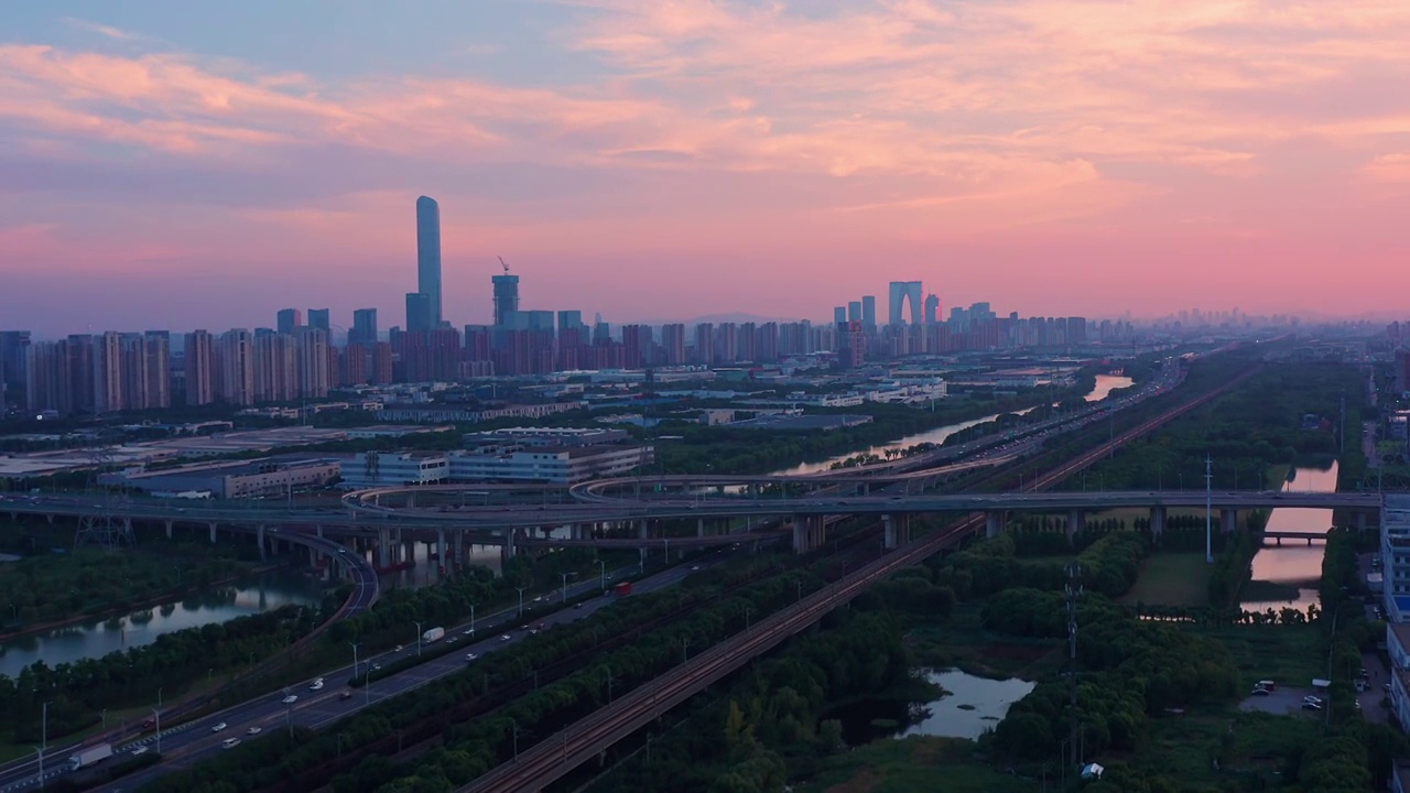 苏州园区星塘街立交的傍晚视频素材