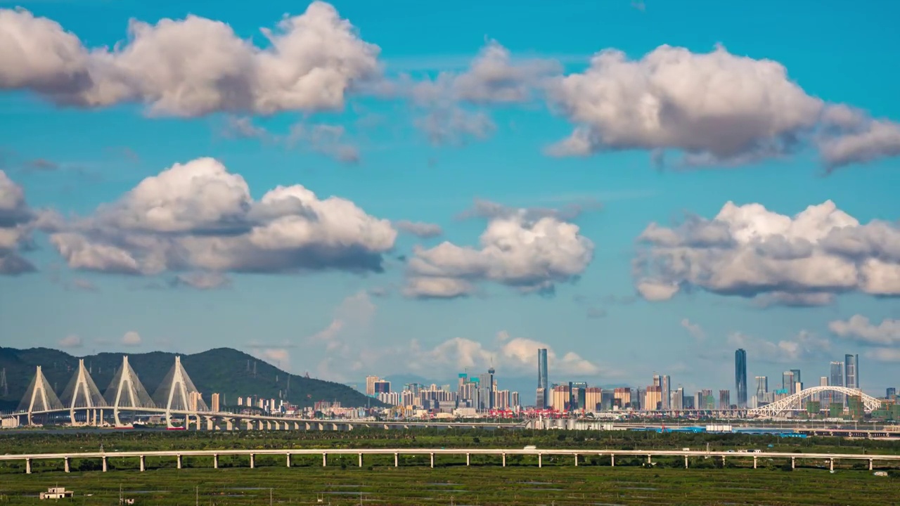 广东省珠海市横琴天际线与洪鹤大桥城市风光白昼延时视频素材