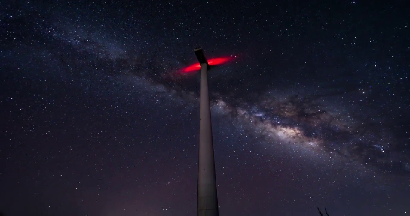 重庆南天门风电场星空银河延时摄影视频素材