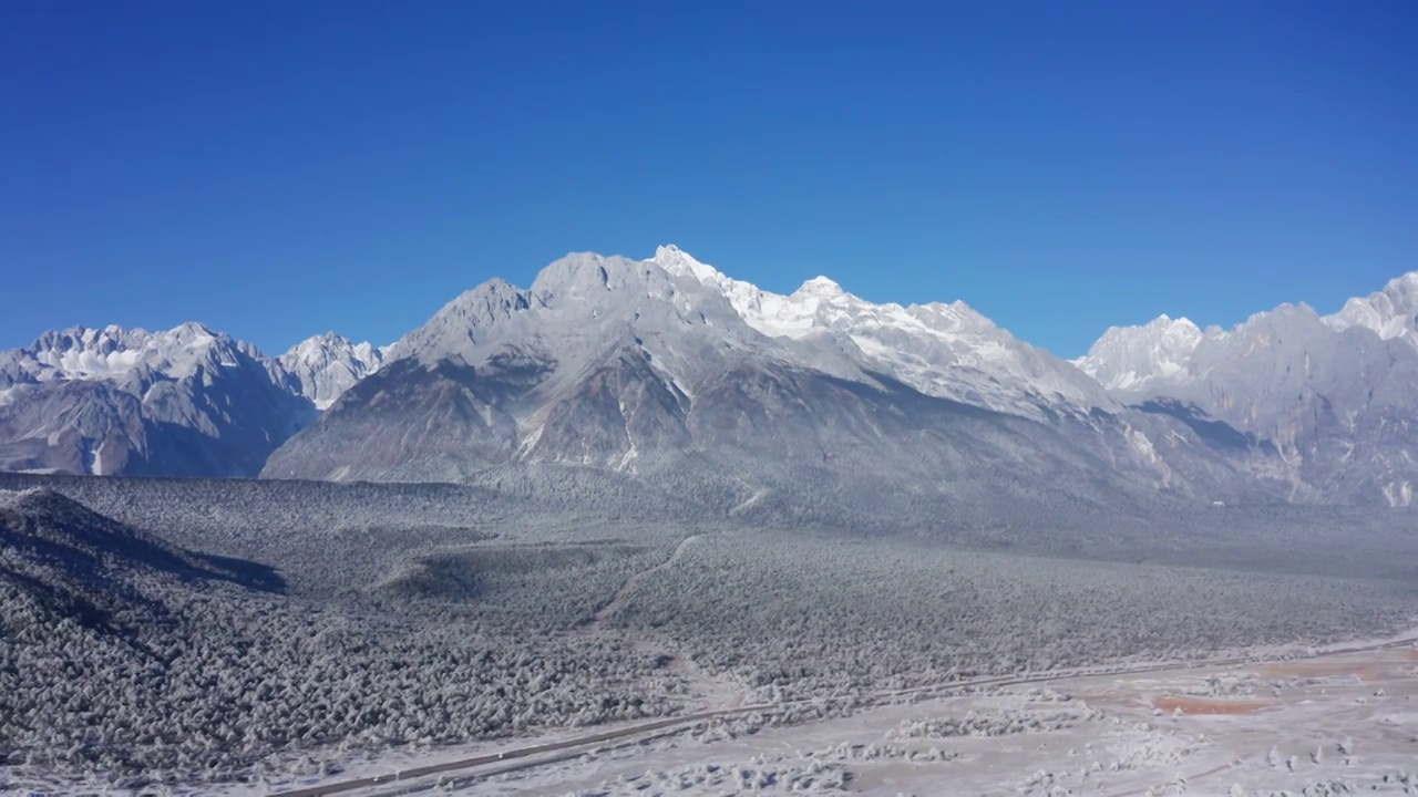 玉龙雪山视频素材画面3